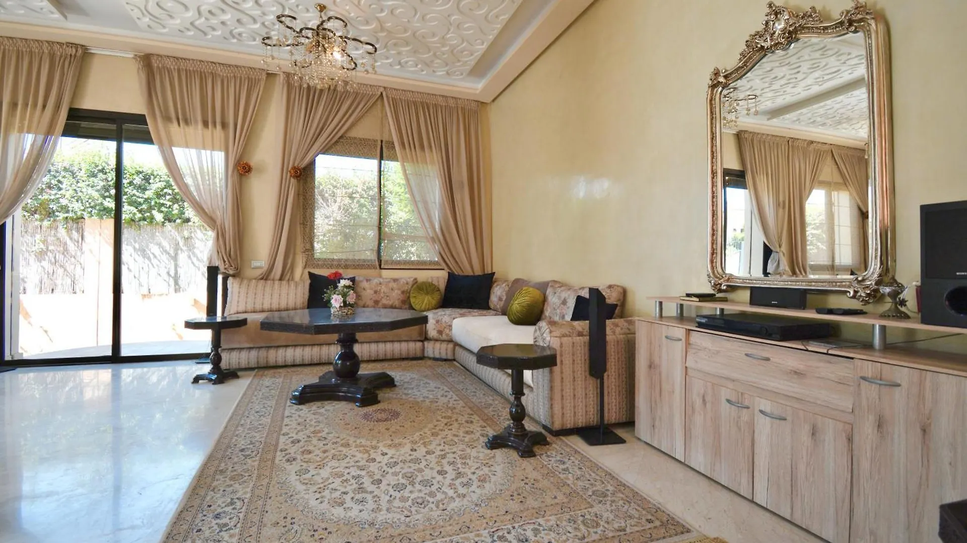 Vila 2 King Suites- Pool,Ac & Parking-Central Location Marakéš